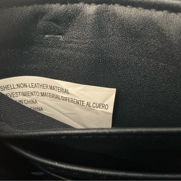 Target zipper around leather wallet yellow and blue - Picture 4 of 5